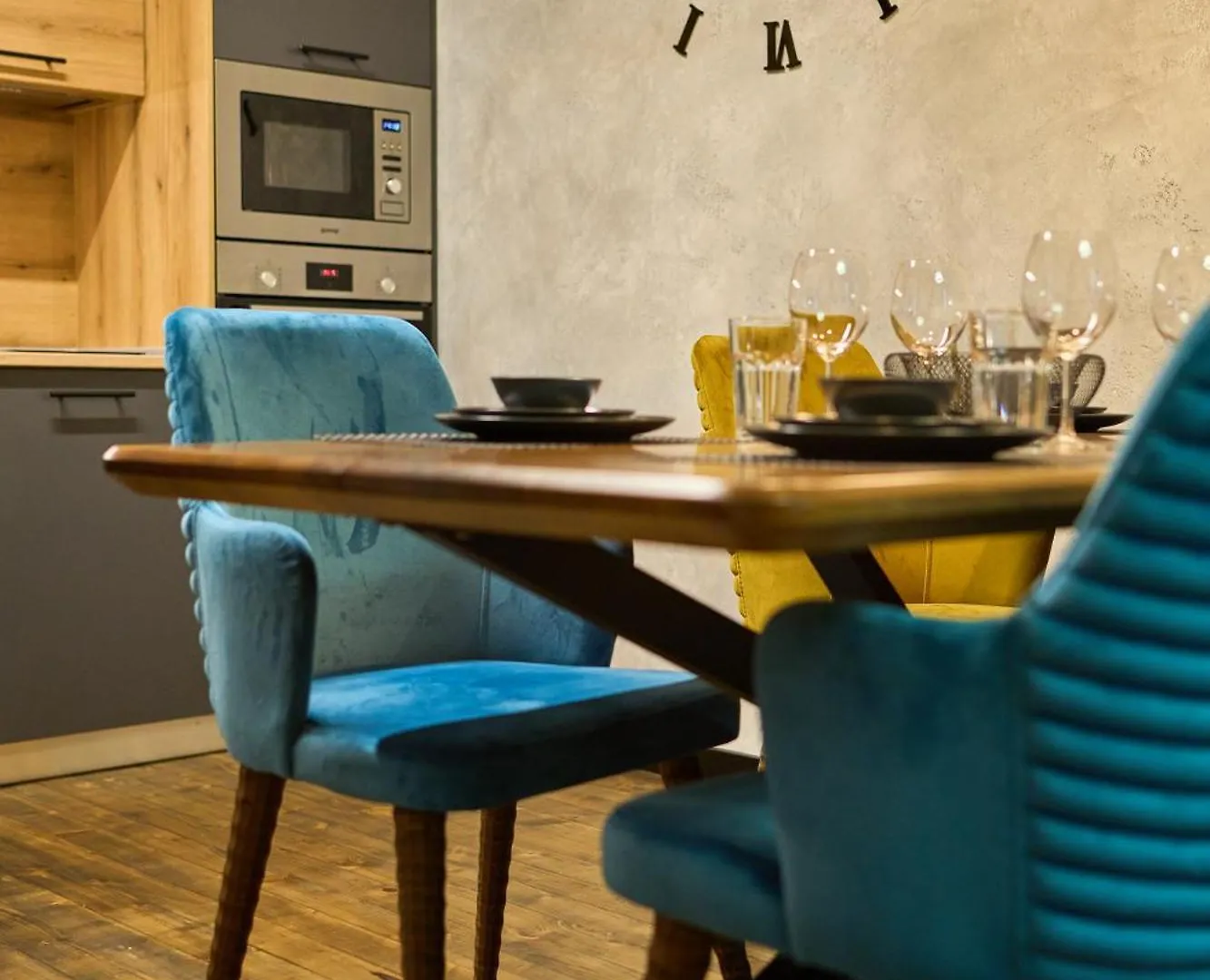 Luxury 2 Bedroom Apartment - Private Garden Sofia
